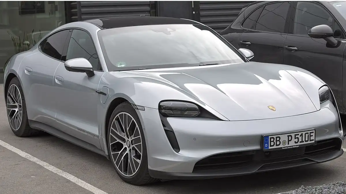 Porsche Taycan 4S